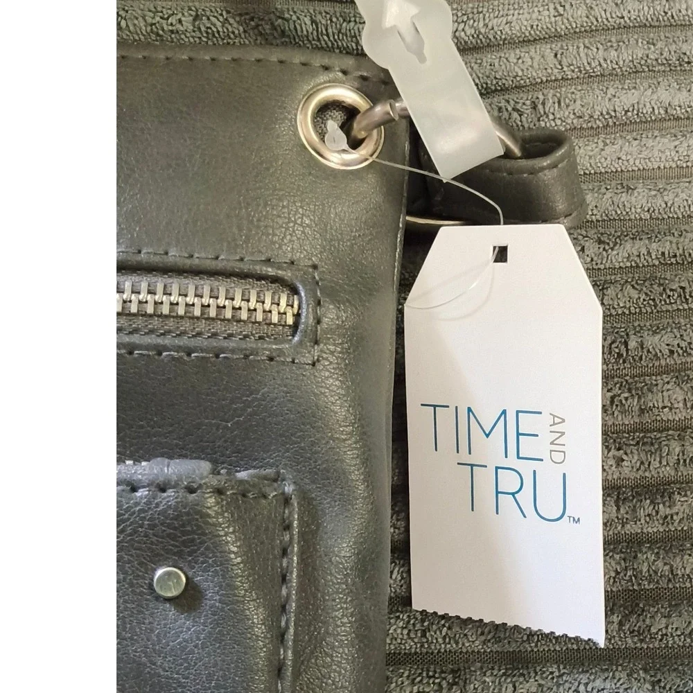 NWT  Time and Tru Norah Gray Crossbody Handbag